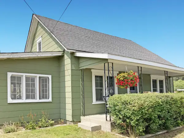 110 State, Grayling, MI 49738