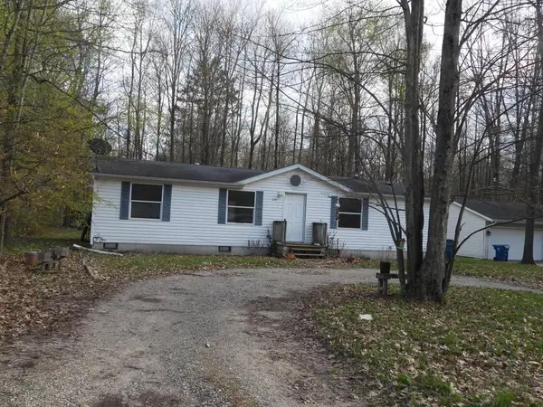 224 Radcliff, HoughtonLake, MI 48629