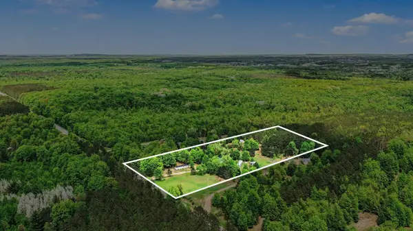 6585 Wallaker, Benzonia, MI 49616