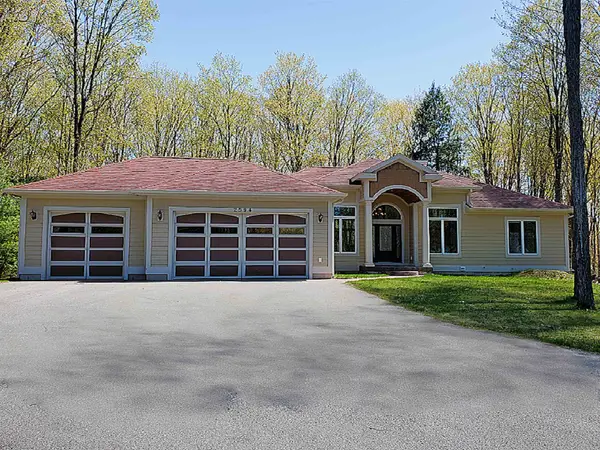 2594 Blue Meadow, TraverseCity, MI 49685