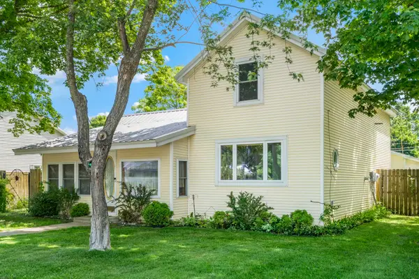 411 S Walnut ST, Kalkaska, MI 49646