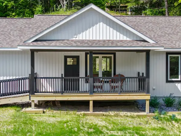 4144 S Sugar Loaf Mountain, Cedar, MI 49621