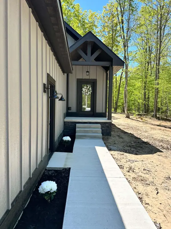 4972 Hawks, Bellaire, MI 49615