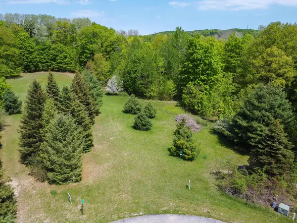 2164 N Belanger Creek DR, SuttonsBay, MI 49682