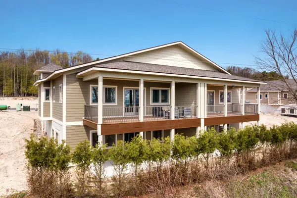 764 N Waypoint CIR, SuttonsBay, MI 49682