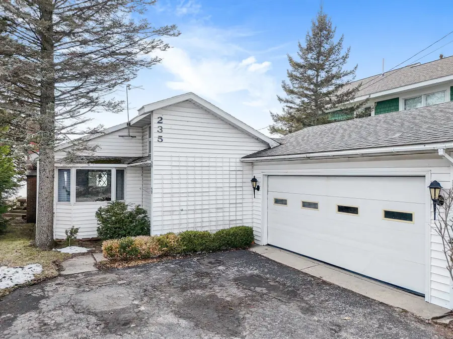235 E Lake Mitchell, Cadillac, MI 49601 - #2