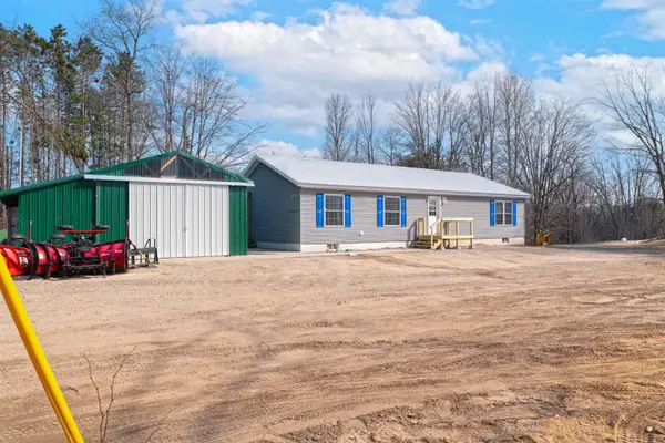 10920 Cassidy DR, Cadillac, MI 49601