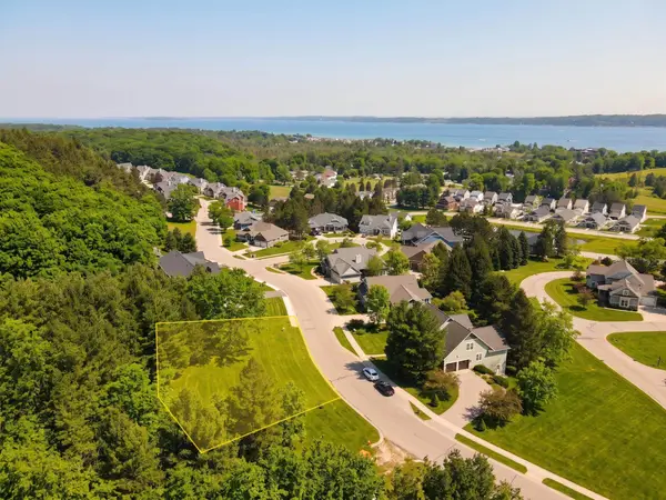 10660 / 10662 Old Morgan, TraverseCity, MI 49684