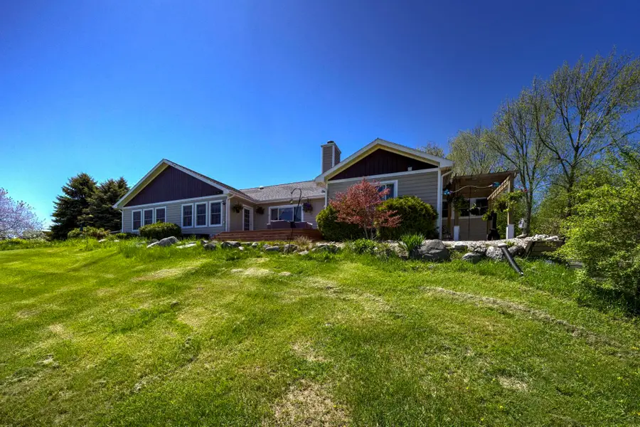 2567 N Evergreen Valley, Suttons Bay, MI 49682 - #3