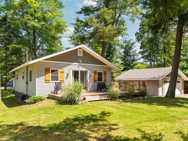 103 Poplar CT, Cadillac, MI 49601