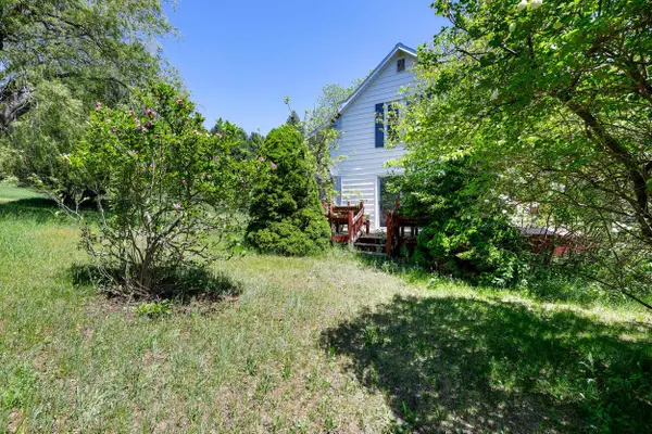 2760 River, Frankfort, MI 49635