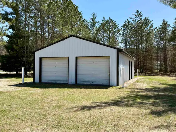 3044 S 29 RD, Cadillac, MI 49601