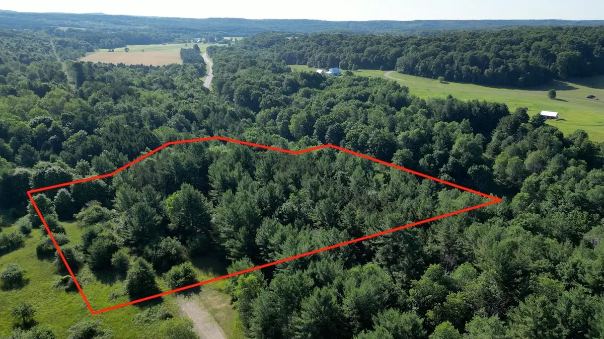 15 S Westview DR, Empire, MI 49630 - #1