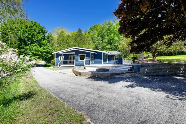 777 Pilgrim HWY, Frankfort, MI 49635