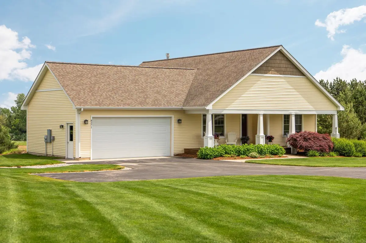 8371 E Boca Vista, Elmwood, MI 49684 - #1
