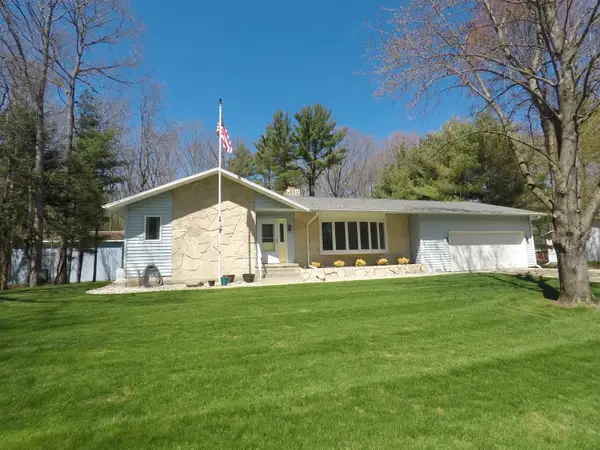3320 W 13th, Cadillac, MI 49601