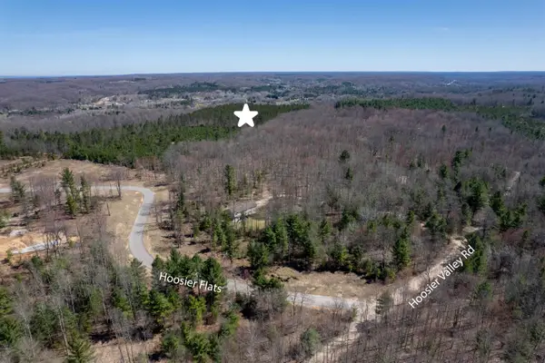 Hoosier Valley RD, TraverseCity, MI 49685