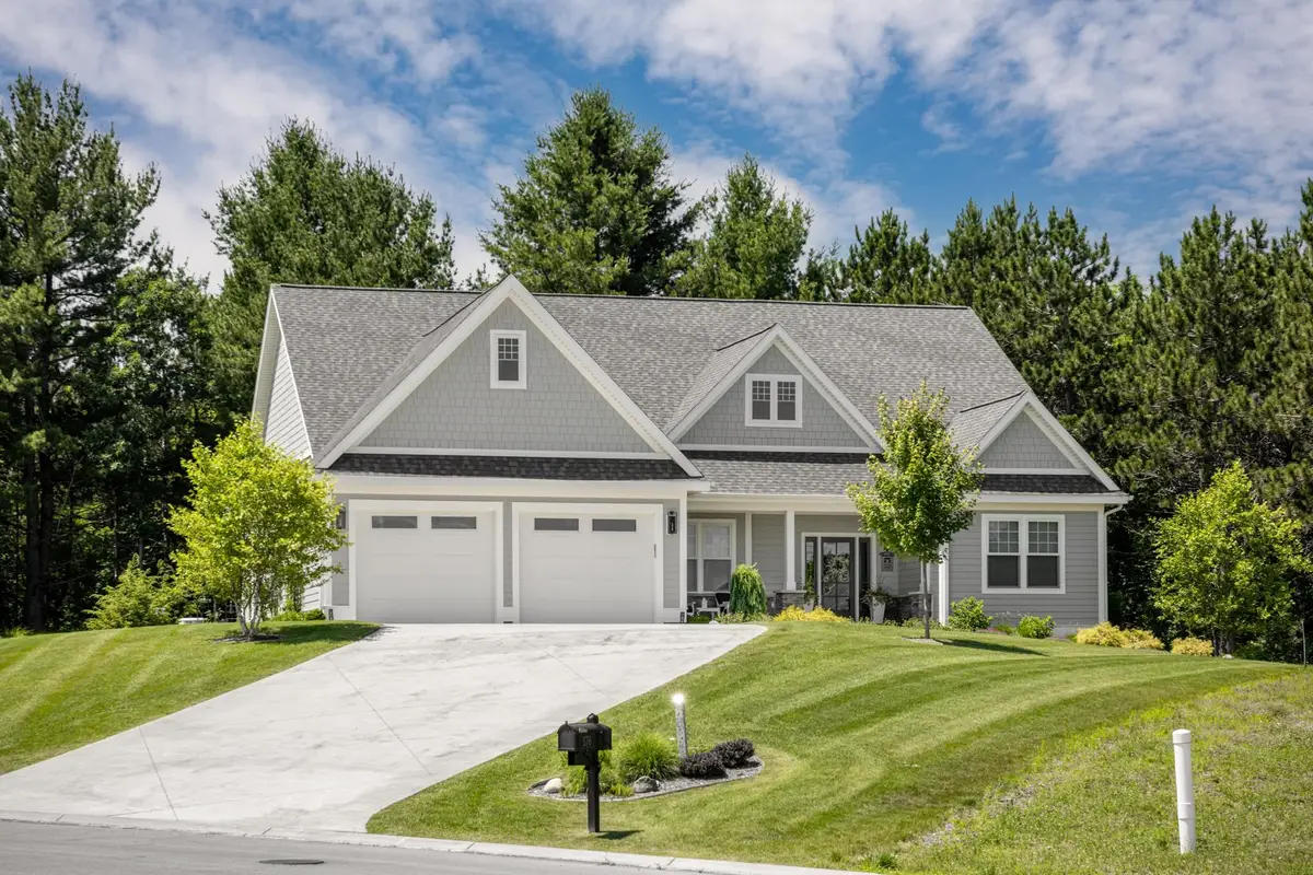 176 Vineyard Ridge, Peninsula, MI 49686 - #1