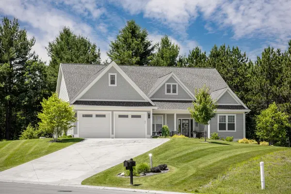 176 Vineyard Ridge, TraverseCity, MI 49686