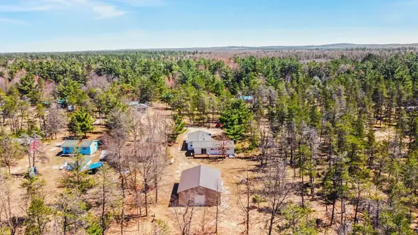 9840 S Parrott Circle SE, FifeLake, MI 49633