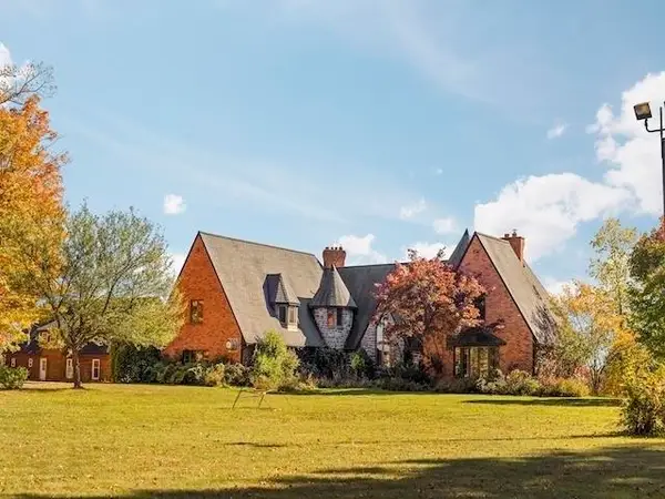 55 S Hope, TraverseCity, MI 49696