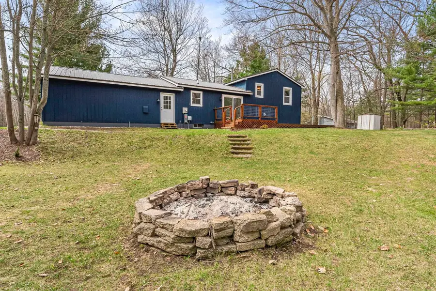 9376 Cunningham LN, Long Lake, MI 49684 - #3