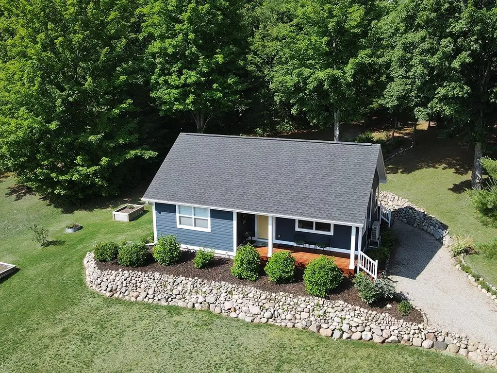 8350 E Horn RD, Suttons Bay, MI 49653 - #1