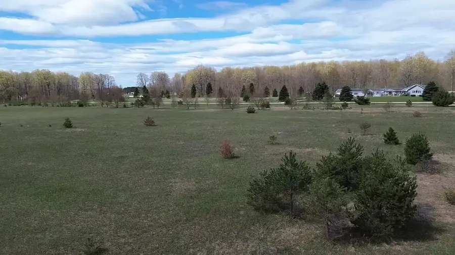 0 Kyle DR, Kalkaska, MI 49646 - #3