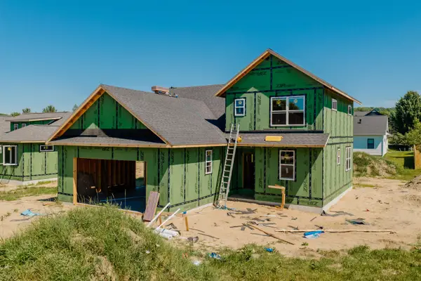 11549 S Sunset, Empire, MI 49630