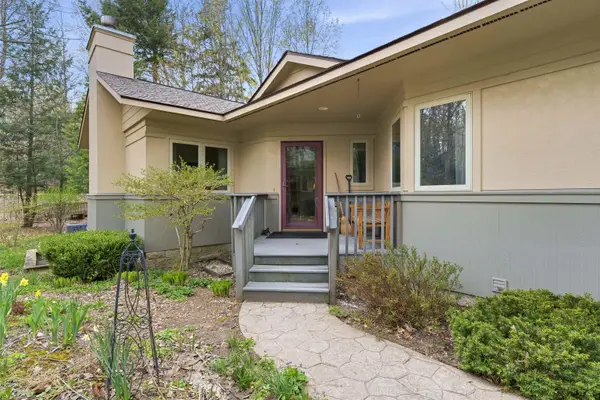 12055 S Woodwinds CIR, TraverseCity, MI 49684