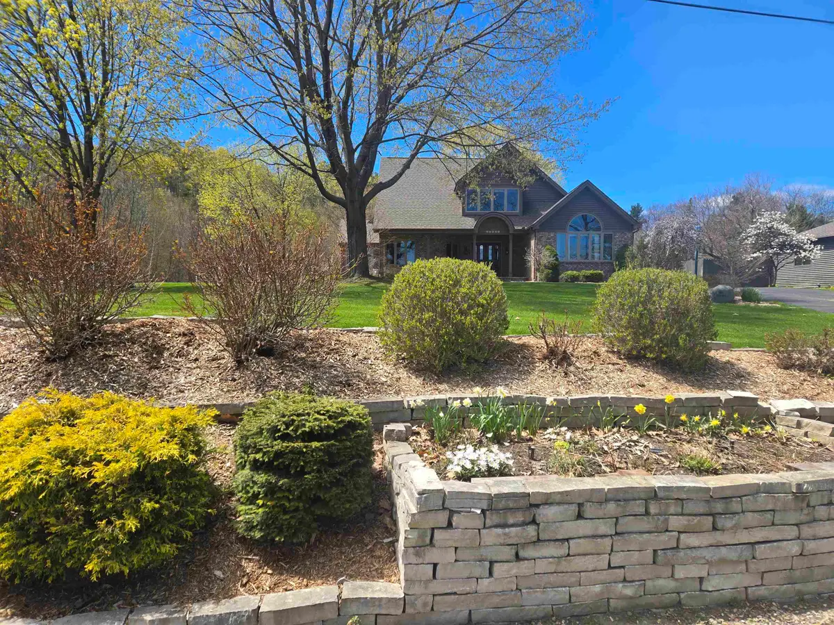 12535 Bluff RD, Peninsula, MI 49686 - #1