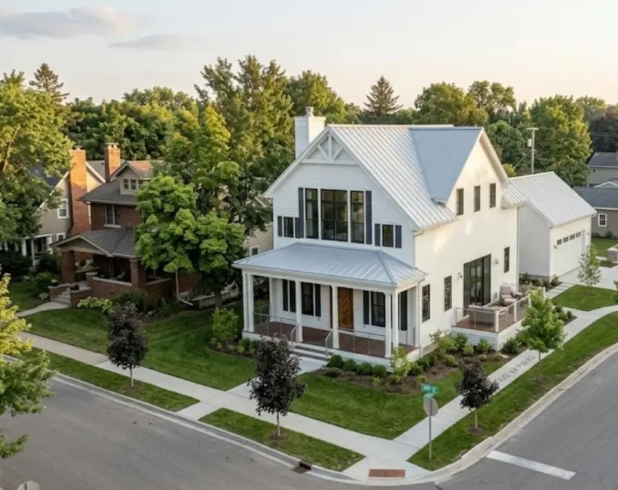 302 W Tenth, Traverse City, MI 49684 - #2