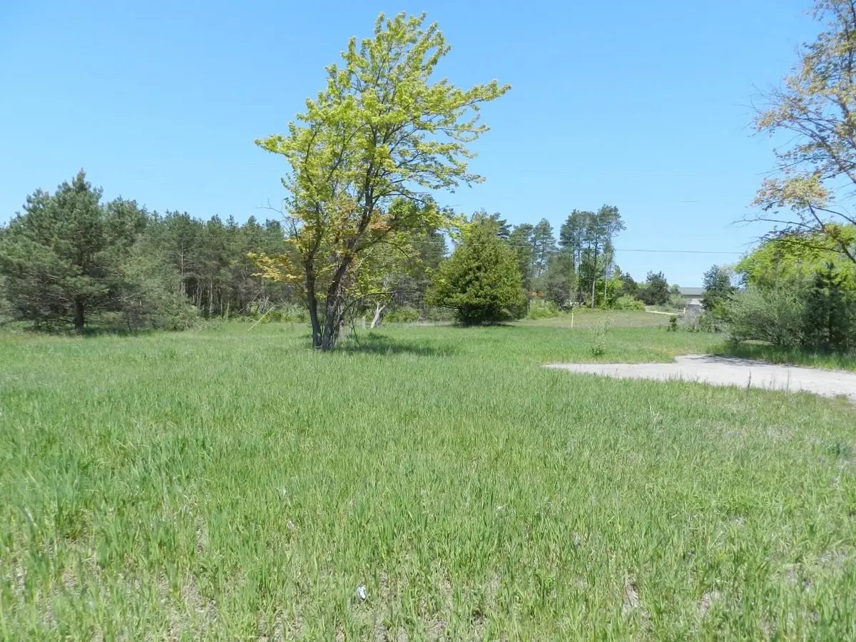 6274 S US-31, Grawn, MI 49637 - #1