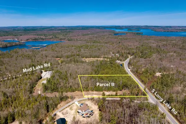 3 Mud Lake, Interlochen, MI 49643