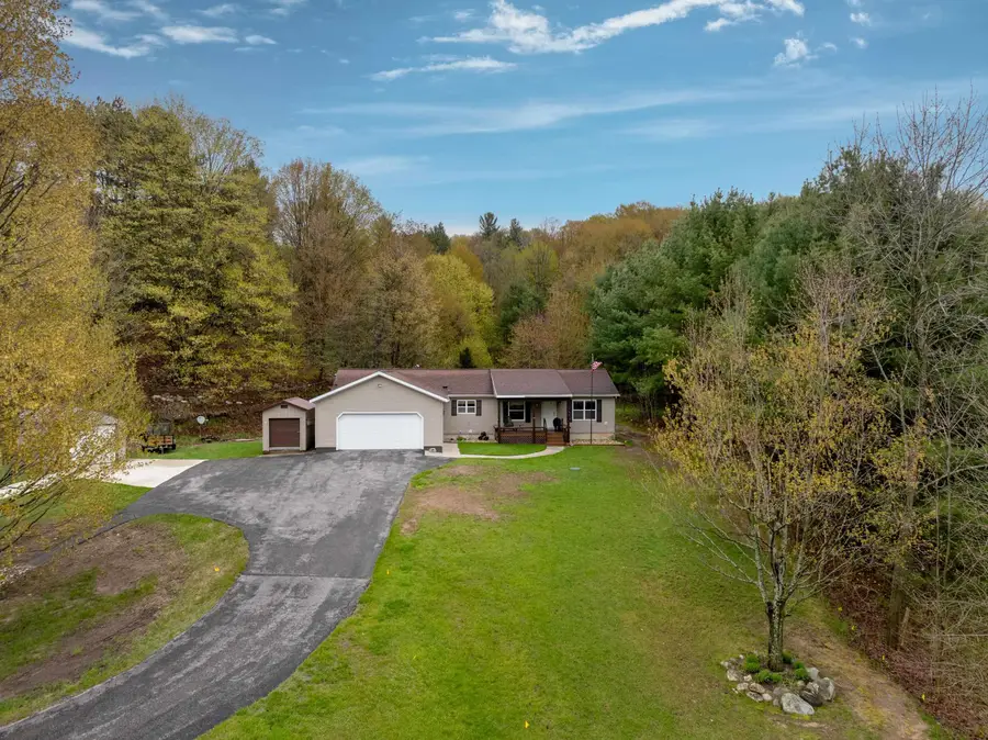2880 Rushton RD, Central Lake, MI 49622 - #2