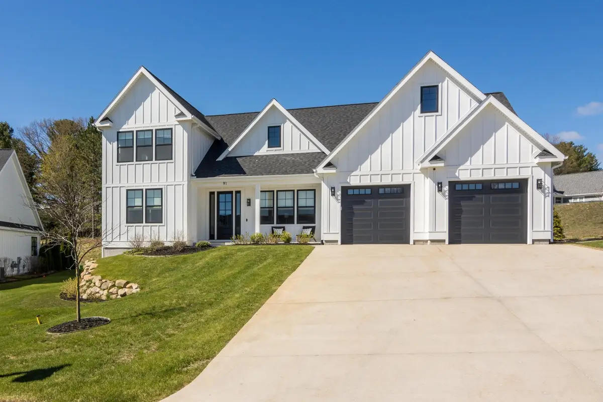 91 Vineyard Ridge, Peninsula, MI 49686 - #1