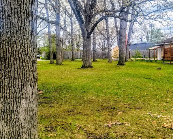 213 E Fifteenth, TraverseCity, MI 49684