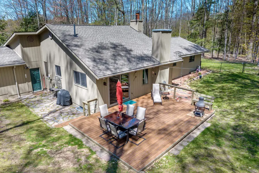 4416 Debra DR, Long Lake, MI 49685 - #3
