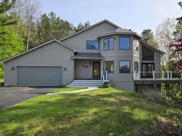 1177 Fairway Pointe, TraverseCity, MI 49696