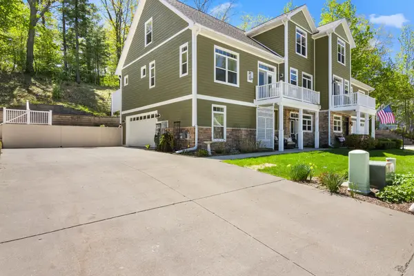112 Fairway Hills, TraverseCity, MI 49684