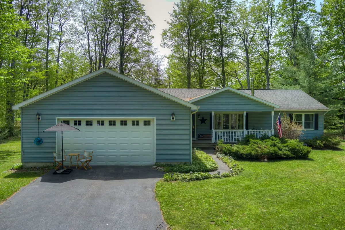 4451 S Hemlock RD, Cedar, MI 49621 - #1
