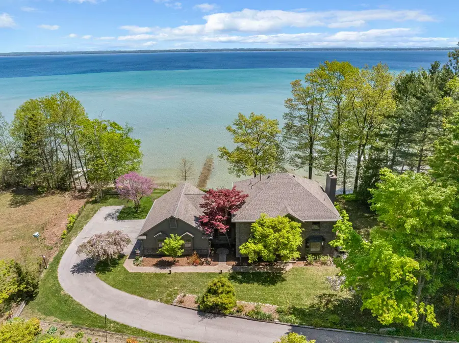 17744 Smokey Hollow, Peninsula, MI 49686 - #2