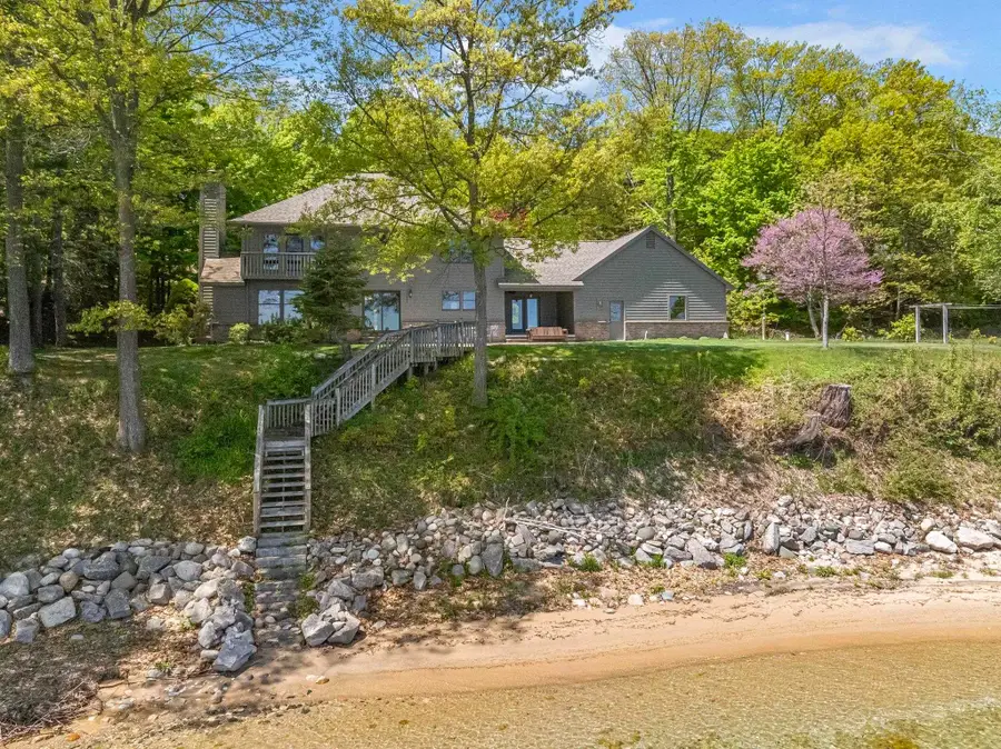 17744 Smokey Hollow, Peninsula, MI 49686 - #3