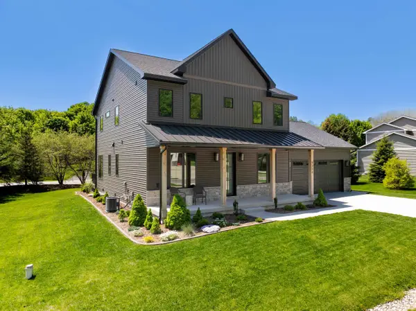 9336 E Summerfield, TraverseCity, MI 49684