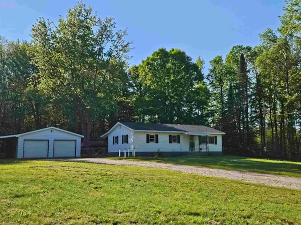 4774 S Lachance, LakeCity, MI 49651