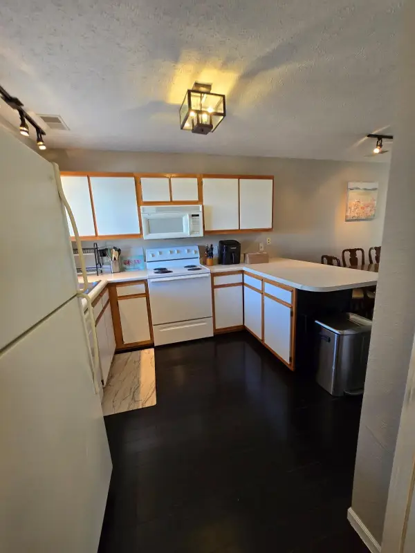 3751 Vale DR, TraverseCity, MI 49686