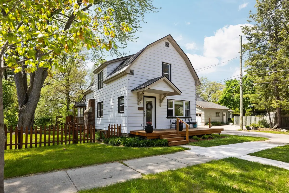 314 Barlow, Traverse City, MI 49686 - #1
