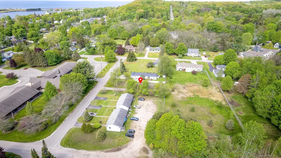 925 Hall AVE, Frankfort, MI 49635 - #3