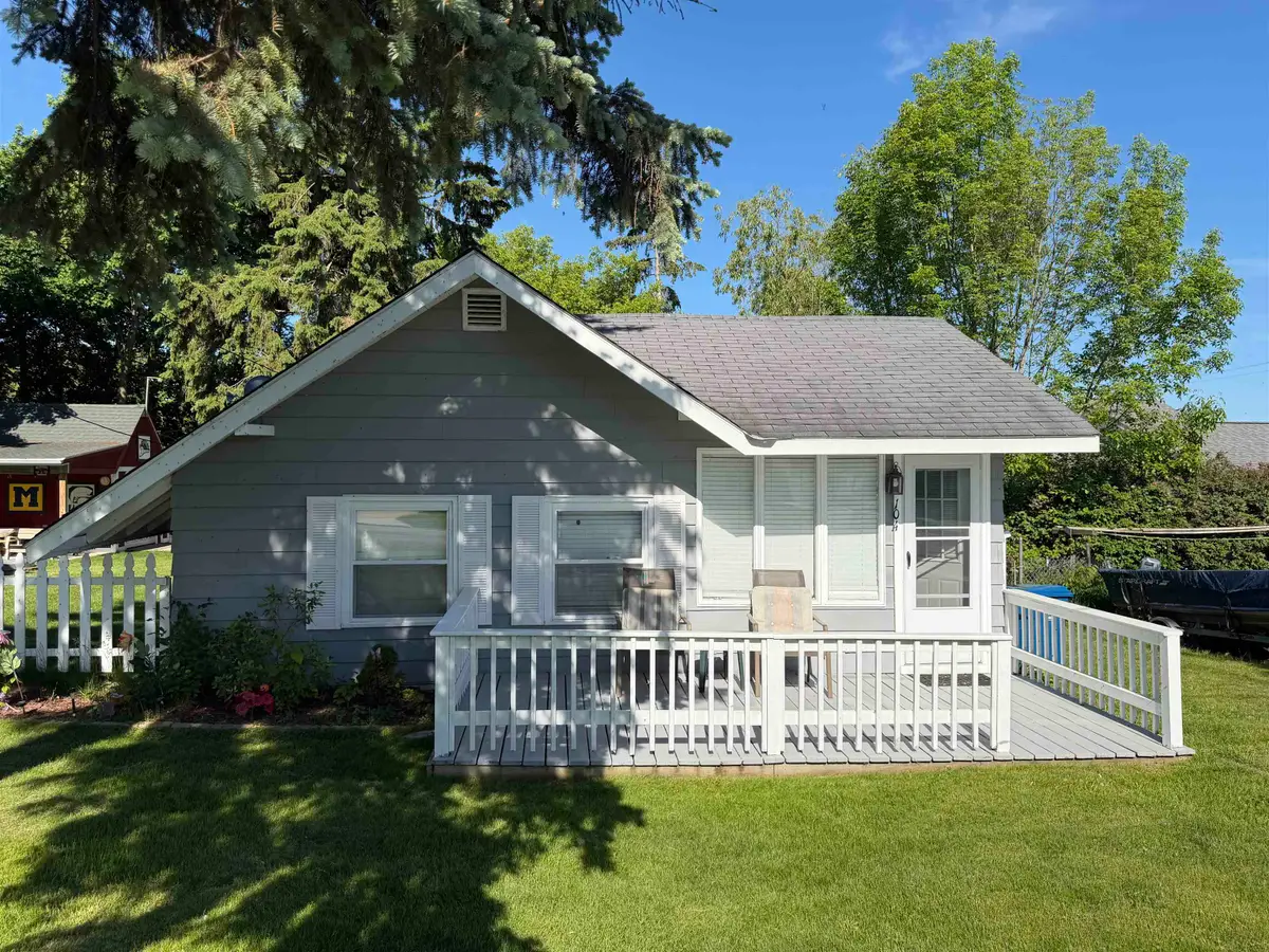104 Oliver, Houghton Lake Heights, MI 48629 - #1