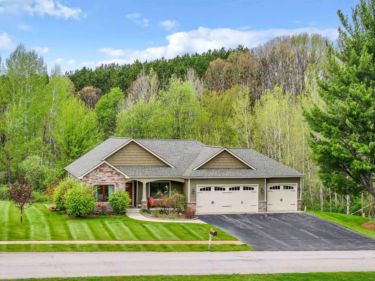 3251 Huellmantel DR, Long Lake, MI 49685 - #1